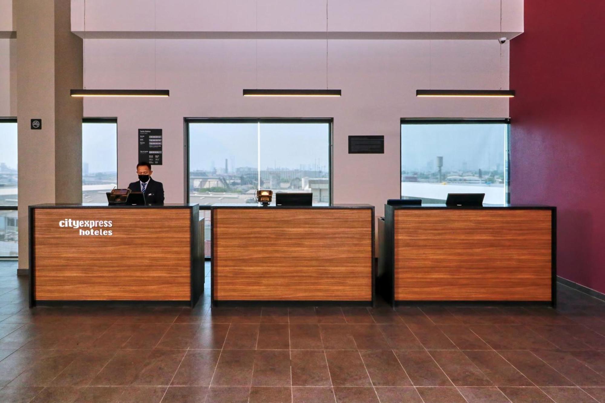 City Express By Marriott Monterrey Universidad Bagian luar foto